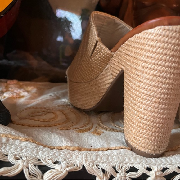 Jessica Simpson Platform Tweed sandal size 9 - Picture 6 of 8